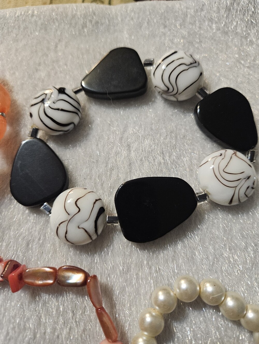 Multiple Stretch Braclets - Picture 7 of 7